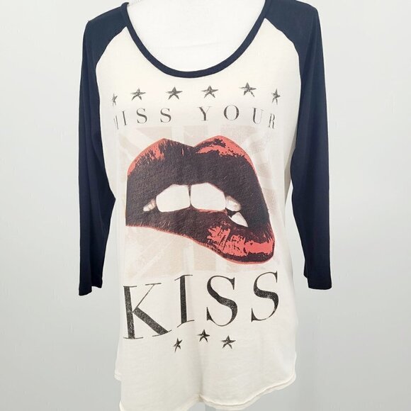 EXPRESS “Miss Your Kiss” Graphic Tee - Picture 1 of 7